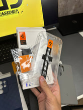 Spigen 1:1 BORDERLESS protector